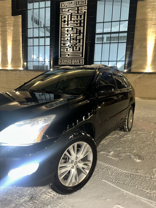 Lexus rx350 ……..