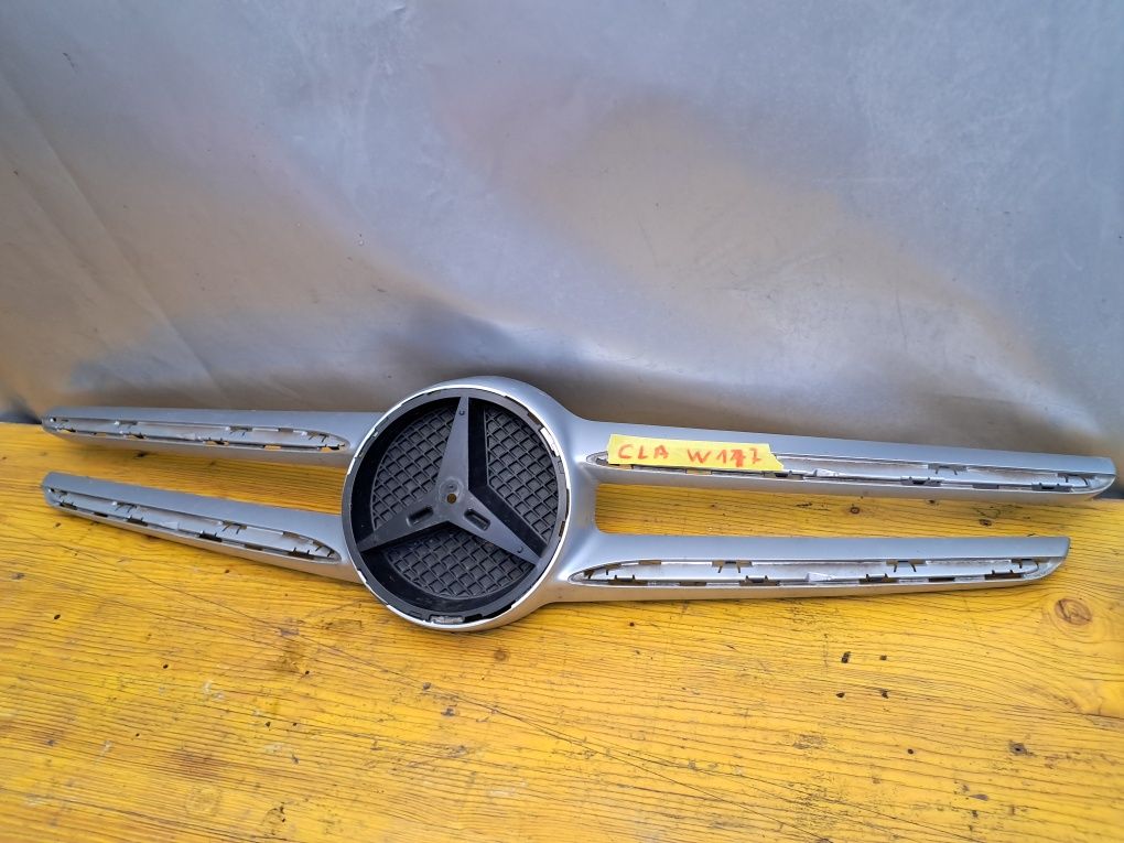 Грил решетка  Mercedes CLA W117