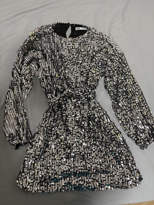 Рокля ZARA блестяща