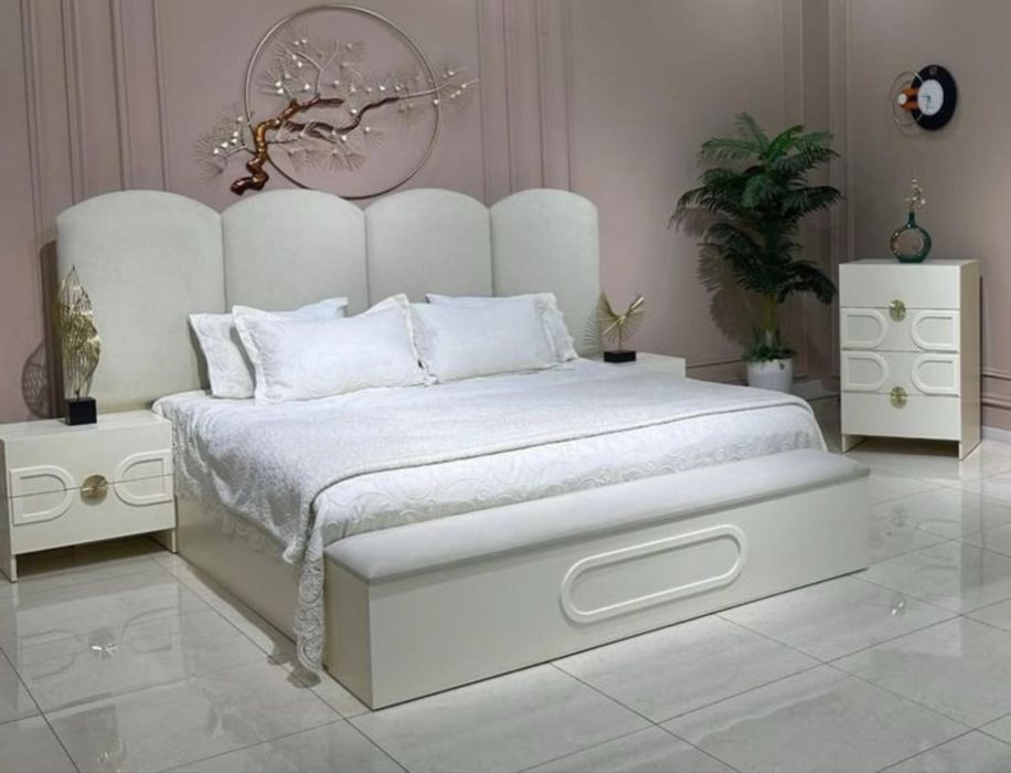 кровать двуспальная 180х200