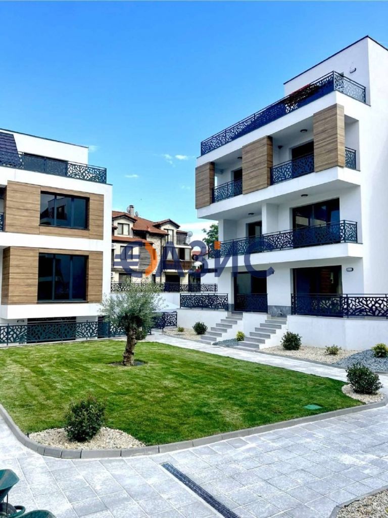 Продава се Двустаен апартамент в Созопол - 57 кв.м за 1848 €/кв.м - Снимка #5