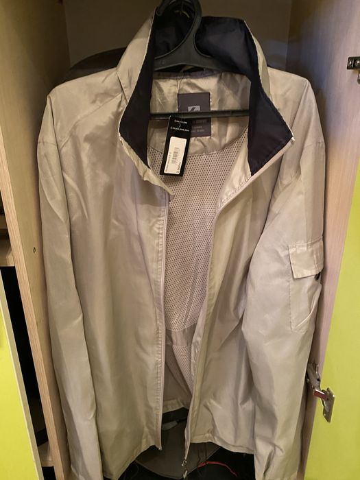 Новый куртка срочно. Мужская куртка. Ветровик. Ветровка