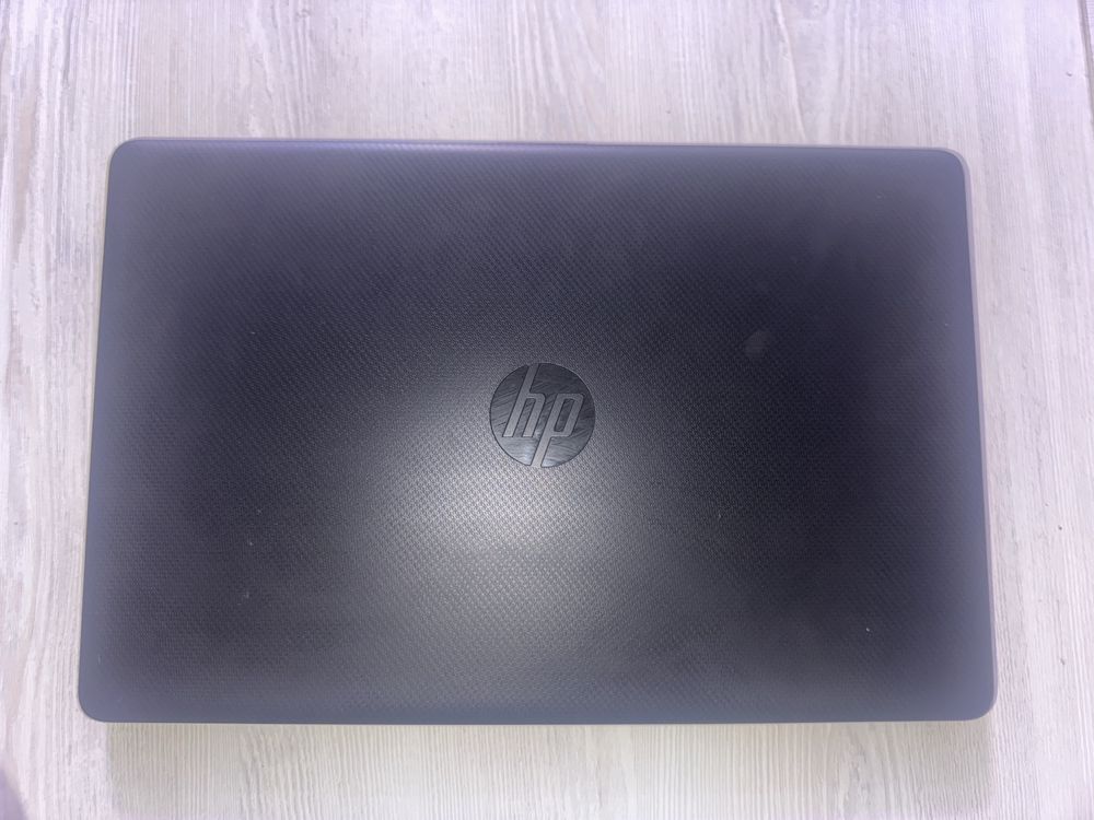 Hp 15-3007nia 12 gb ram Intel core i3 Holati : Ideal