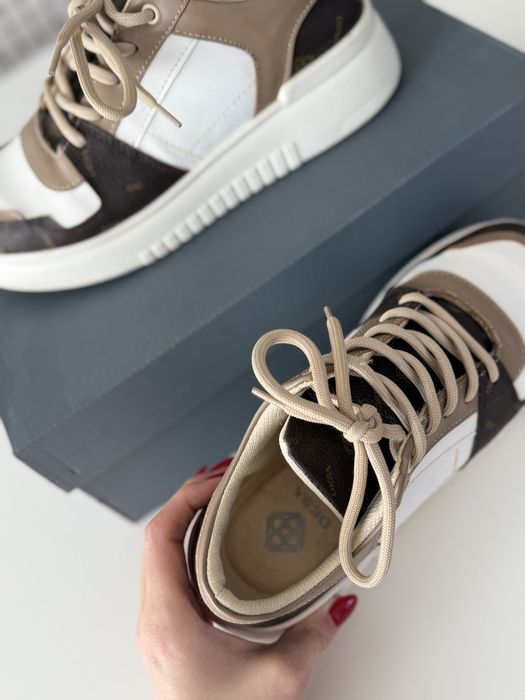 Обувки на Desa