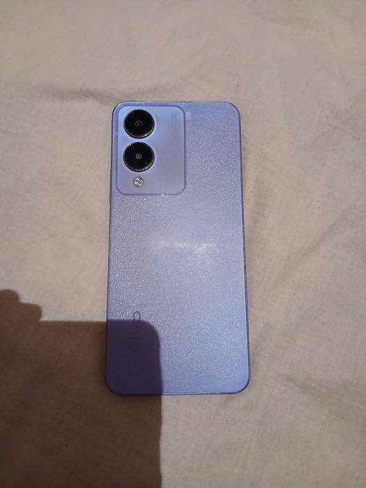 Vivo Y17S ideal holatda