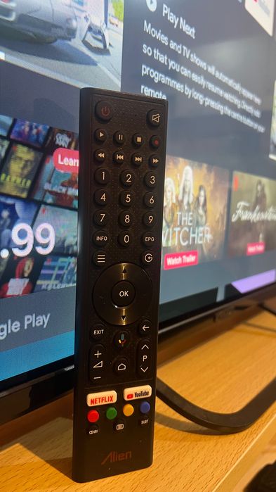 Телевизор Star-Light 32DM6700, 32" (81 см), Smart Android, HD, LED