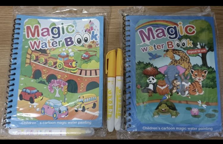 Cartea magica magic book cu apa