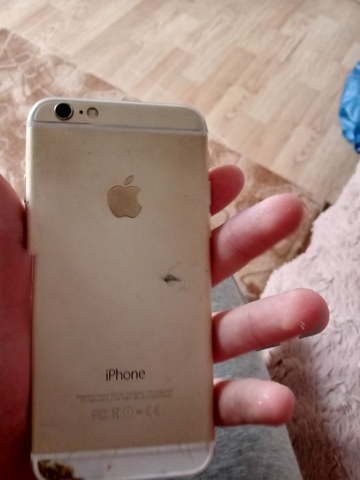 Vând telefoane pentru piese