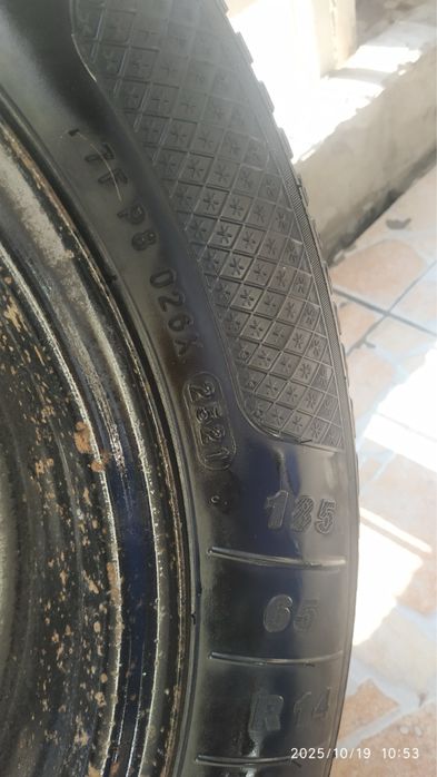 Джанти със зимни гуми 185/65/14 цола VW