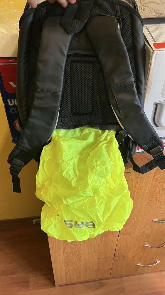 Продавам  раница Basil B-Safe