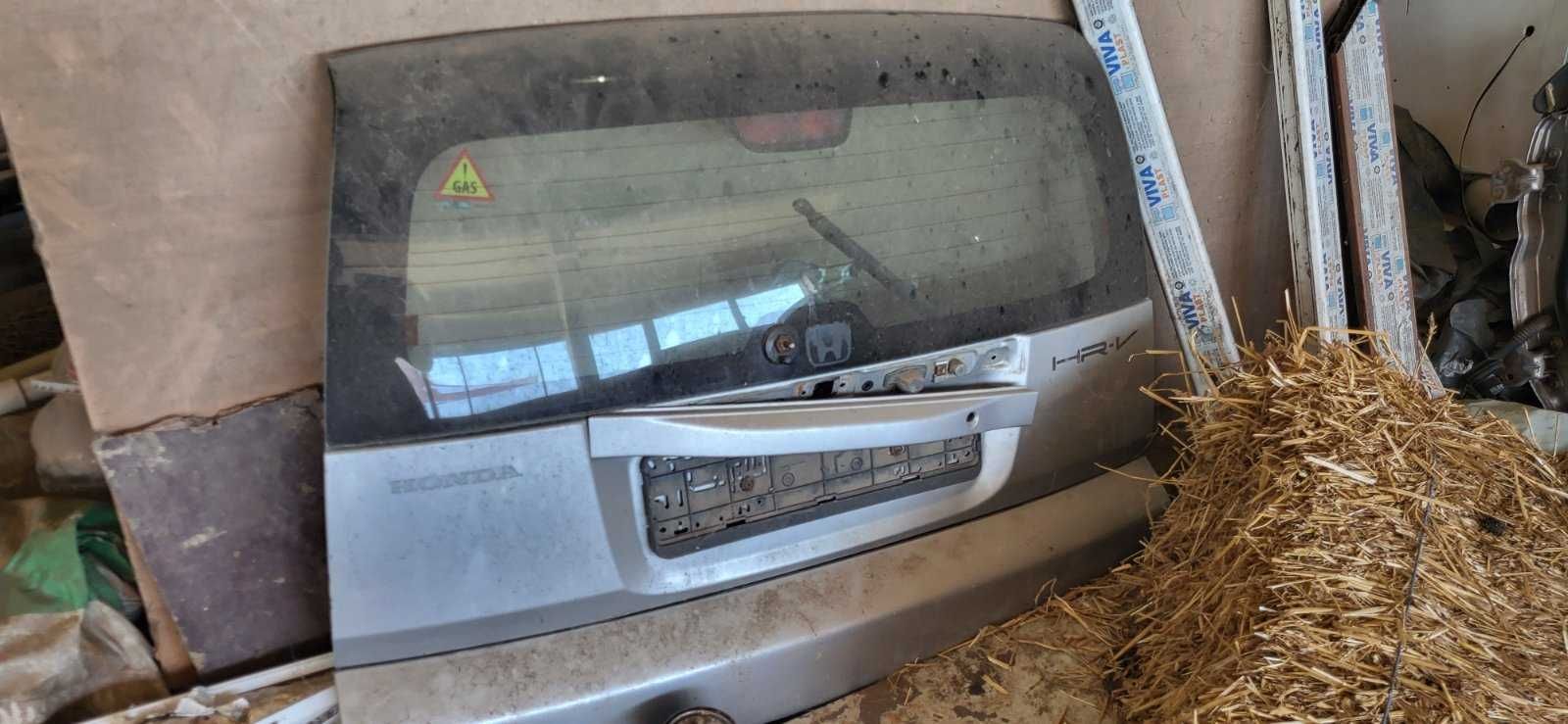 Останали части за HONDA H-RV- 1998г.