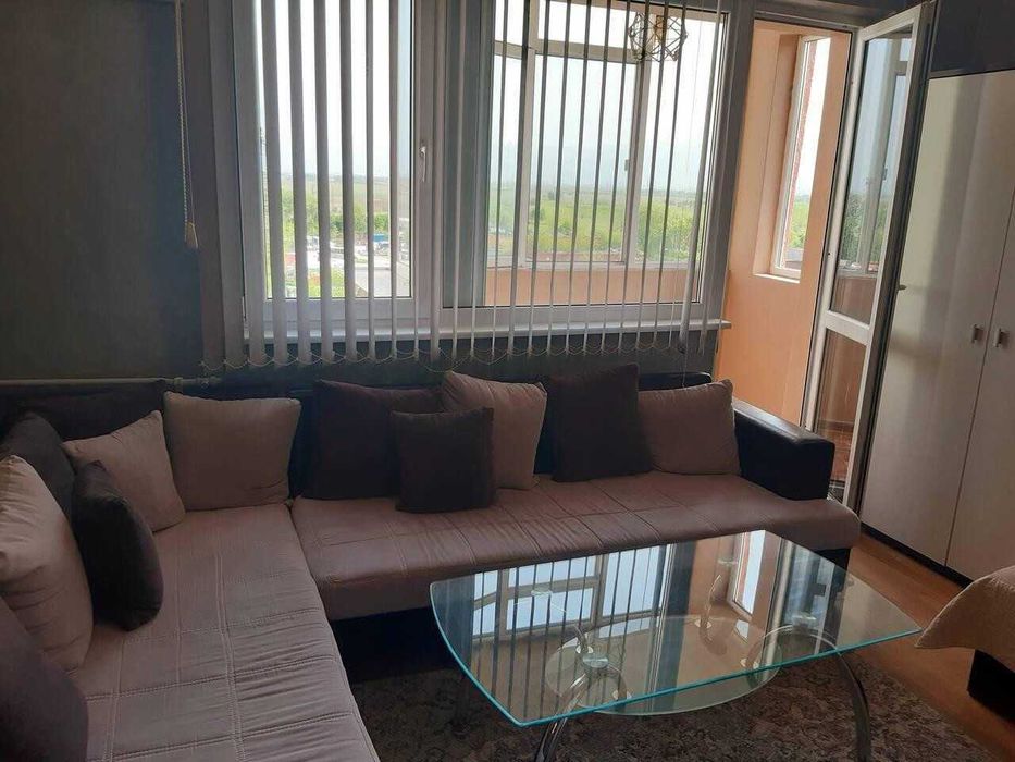 Дава се под наем Едностаен апартамент в Пловдив, Тракия - 32 кв.м за 300 € - Снимка #1