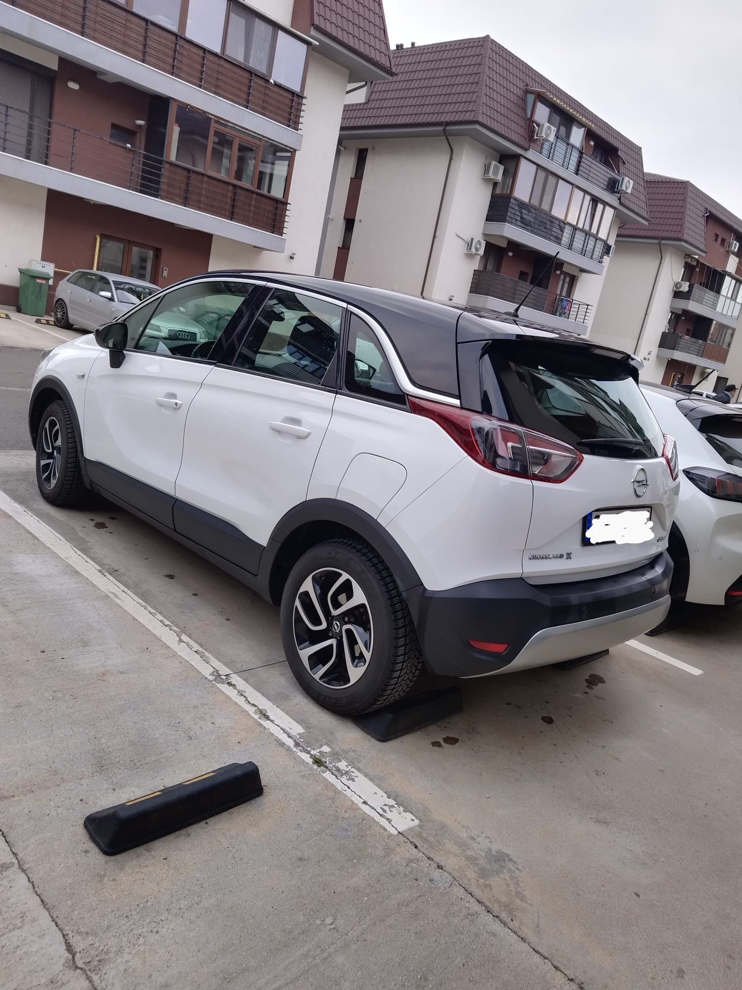 Opel Crossland 1.2 benzina cutie automata euro6