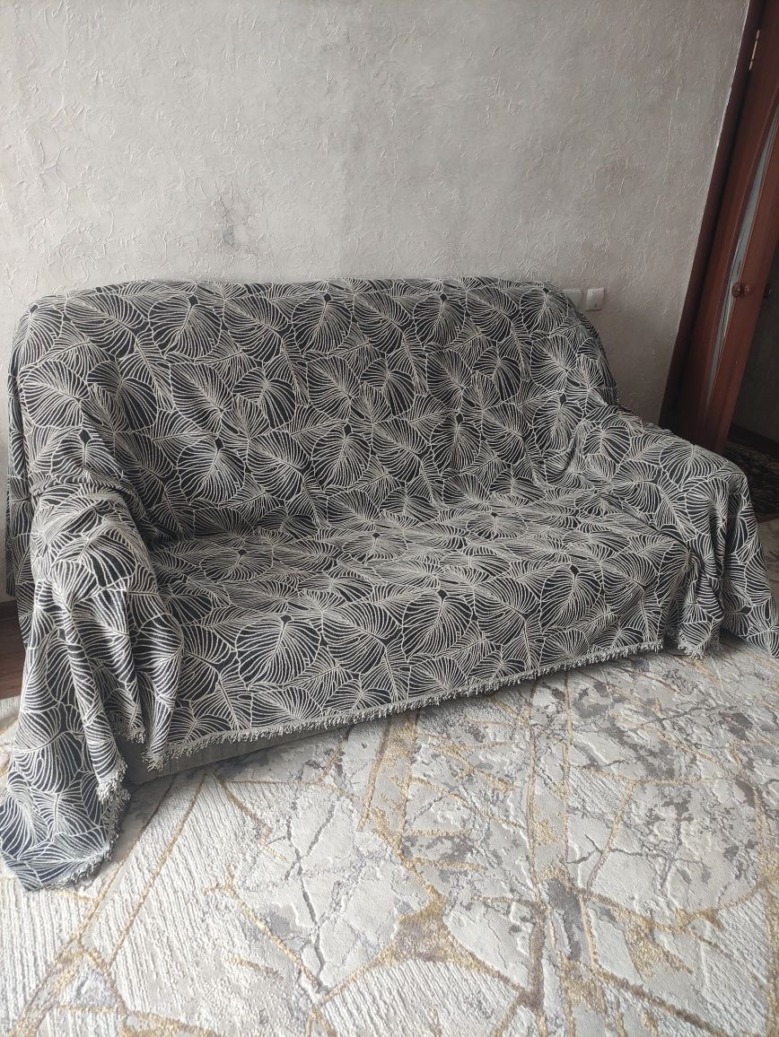 Продам диван и 2 кресла