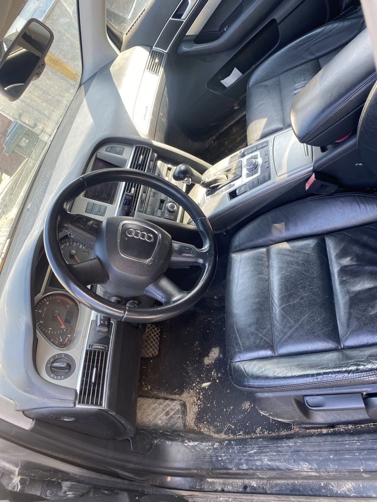 Planșă Bord Complecta Audi A6 C6 Pret 1500 lei