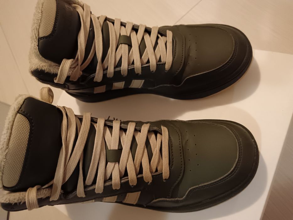 Есенно-зимни юношески кецове Adidas