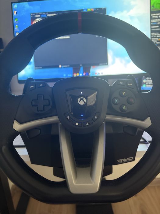 Volan Gaming compatibil cu pc xbox