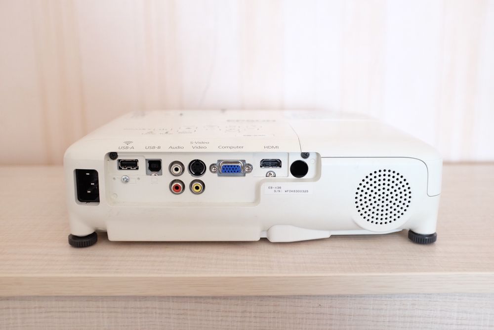 Epson EB-X36 LCD проекторы — 3 шт.