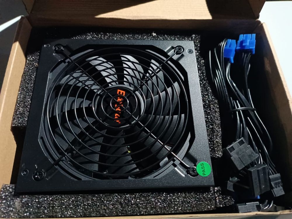 Продам Блок питания 800W Exegate 800PPX