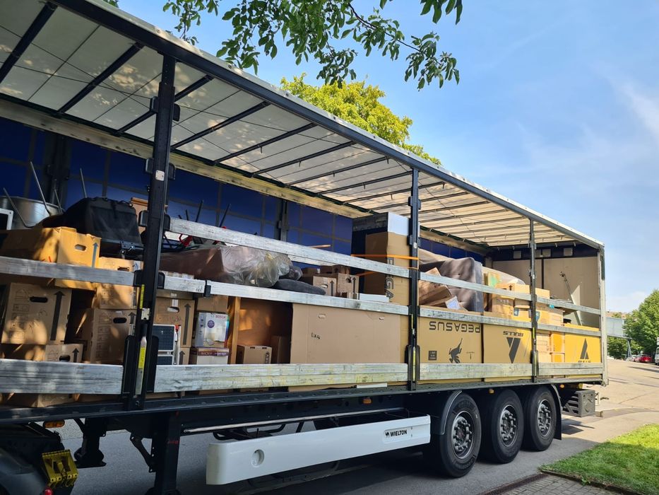 Trasport mărfuri inter și extern și mutari 
Trasportam marfa paletizat