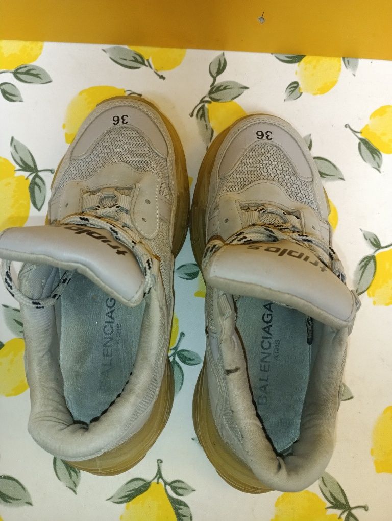 Balenciaga Triple S N 36 - 55 лв