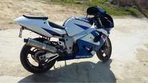 Suzuki SRAD 600 на части