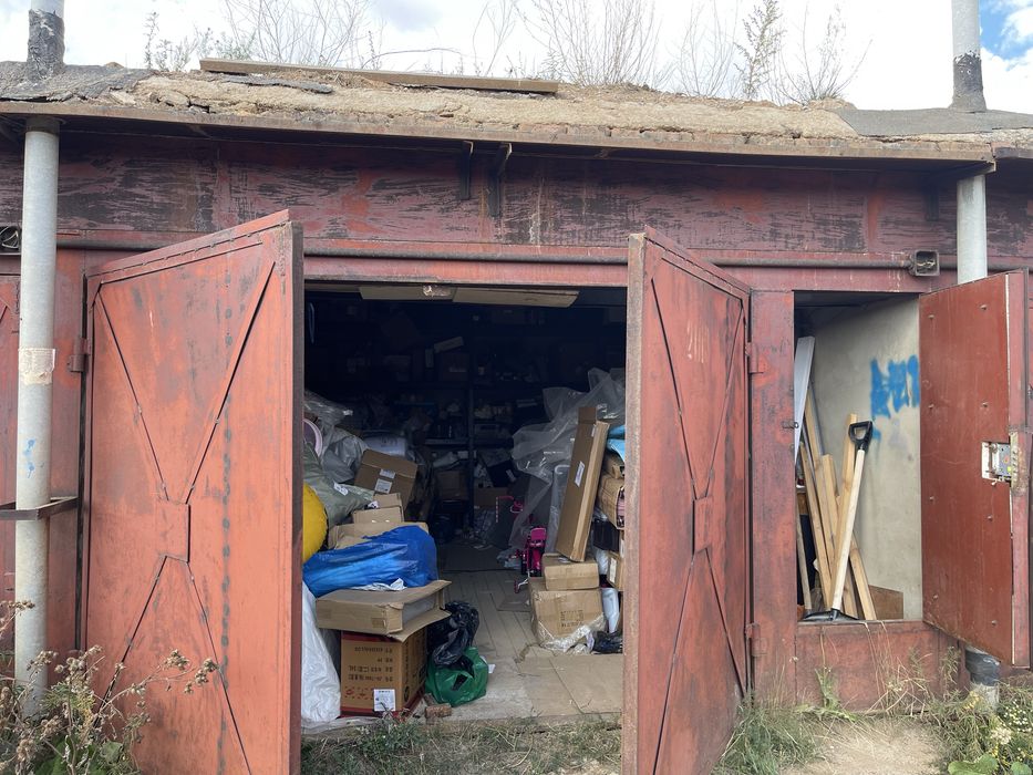 Продам гараж западные высота потолка 3,5м