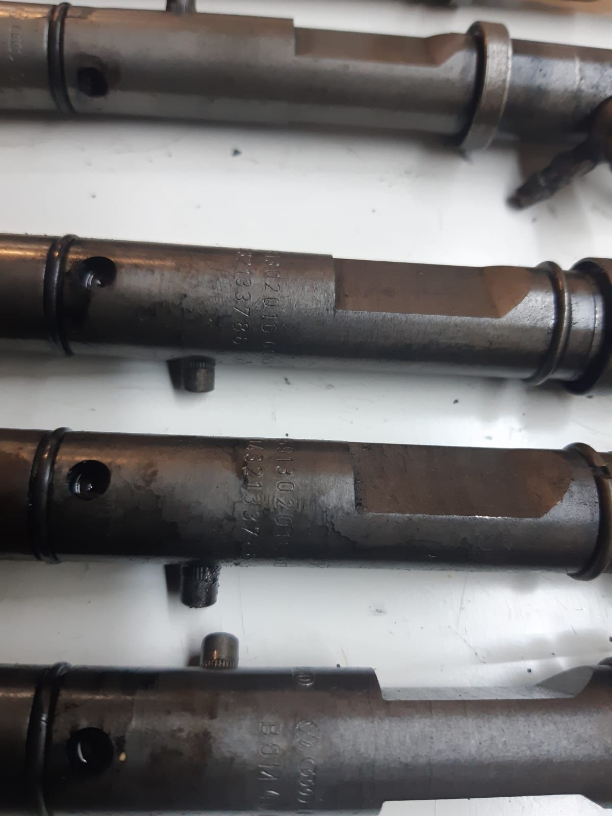 Injector audi c6 c5 2.5tdi 150cp 180cp 100lei buc