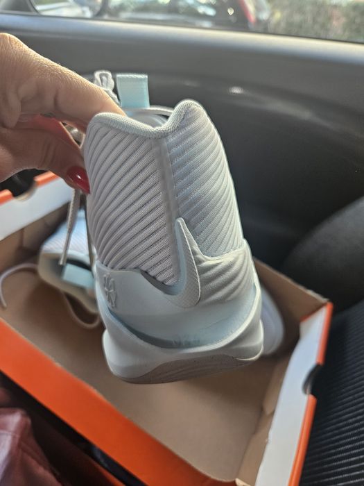 Adidași Nike Noi 47