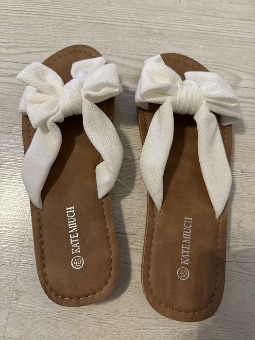 Нови плажни чехли