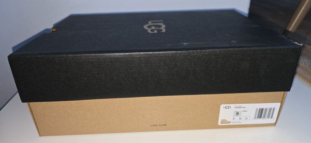 Боти UGG, естествена кожа ( велур) , овча вълна!