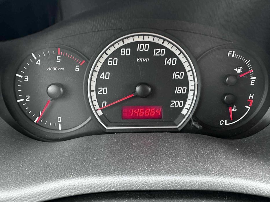 Suzuki Swift 1.3 DDIS Дизел Клима 2006 г