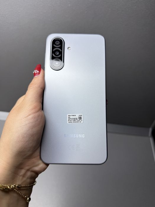 Samsung Galaxy A17 чисто нов