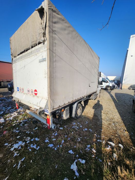 Fiat ducato 8 paleti cu lift