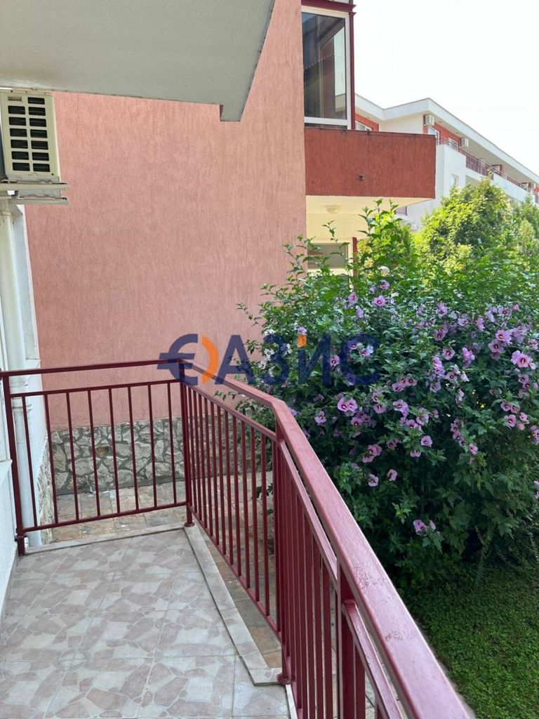 Продава се Двустаен апартамент в к.к. Елените - 77 кв.м за 923 €/кв.м - Снимка #14