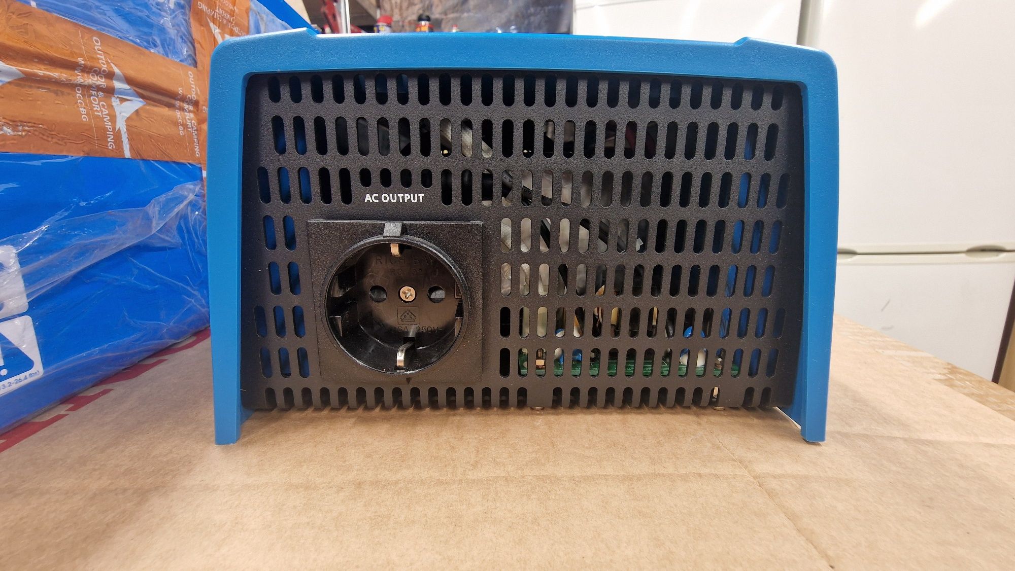 Инвертор пълна синусоида Victron Phoenix 12V 1200VA