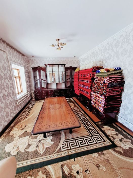 Hovli uy sotiladi. Дом продаётся