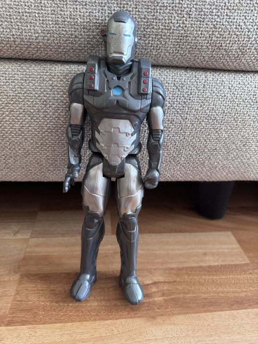 Super-eroi jucarii in stare buna