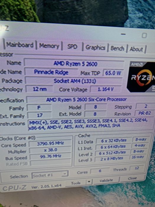 Unitate Gaming Procesor AMD Ryzen 5 2600 12core 4ghz 16 gb ddr4 RX 580