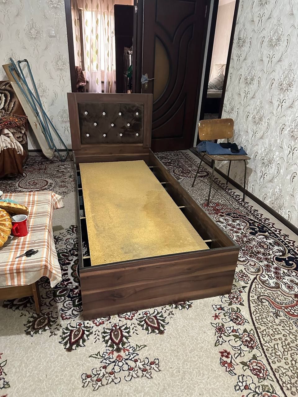 1 kishilik divan