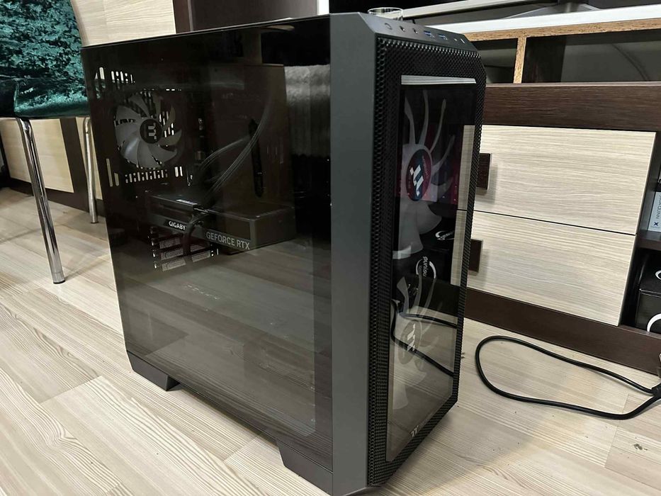 PC Gaming Intel i7-13700F 2.1Ghz 32gb DDR4, RTX 4070Ti 12 Gb GDDR6X