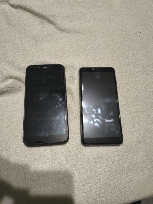 Продавам два телефона