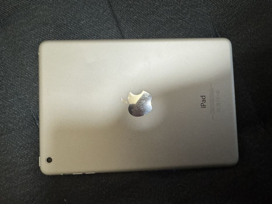Ipad mini         A1432