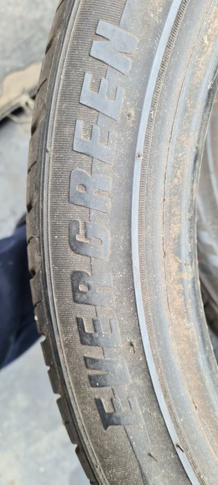 Гуми 205 45 17 .