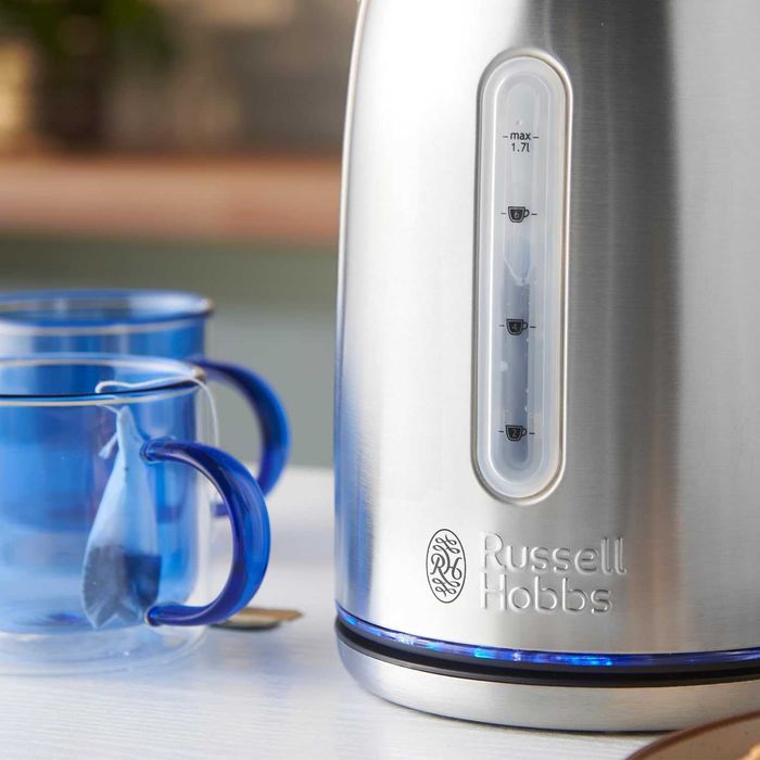 Russell Hobbs  безжична кана от неръждаема стомана,1.7л, 3kW,UK щепсел