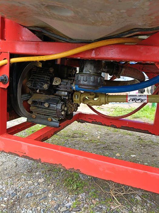 Навесна Вентилаторна Пръскачка AGRON 350литра