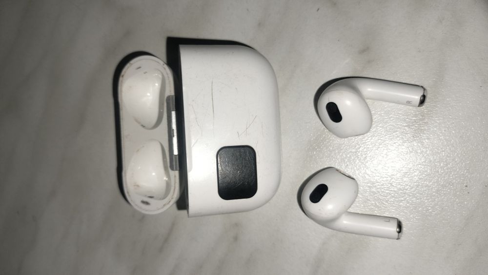 Эирподс наушники