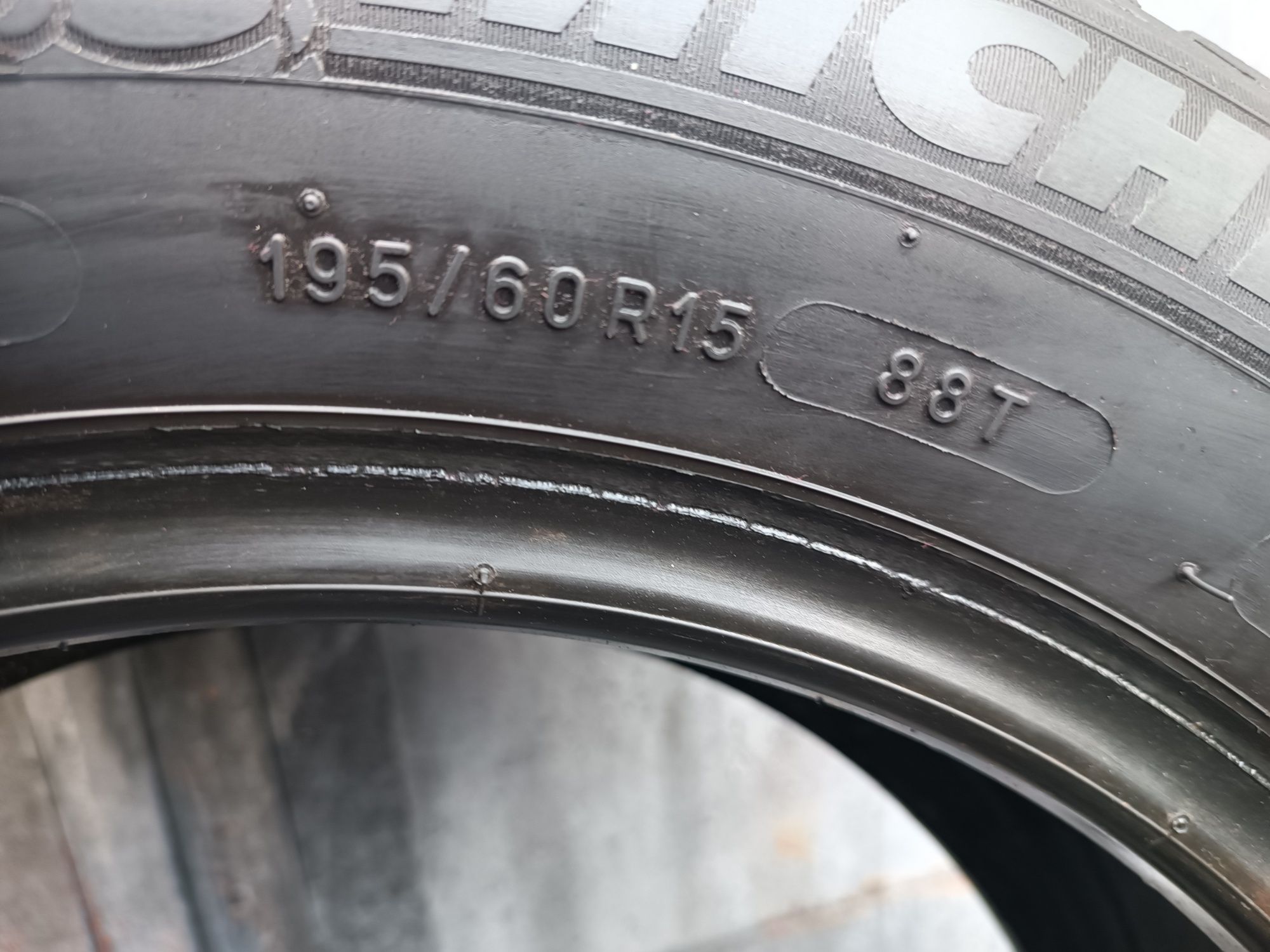 195/60/15 Michelin