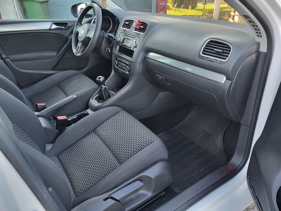 Vw Golf 6,an fabricație 2011,motor 1,4 benzină-80 CP