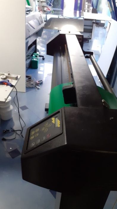 Cutter plotter summa t1300, 130cm, taiere tangentiala, taiat folie